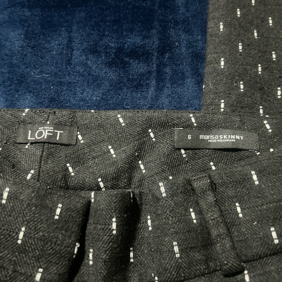 LOFT Black and White Patterned Cropped Pants - Picture 3 of 5